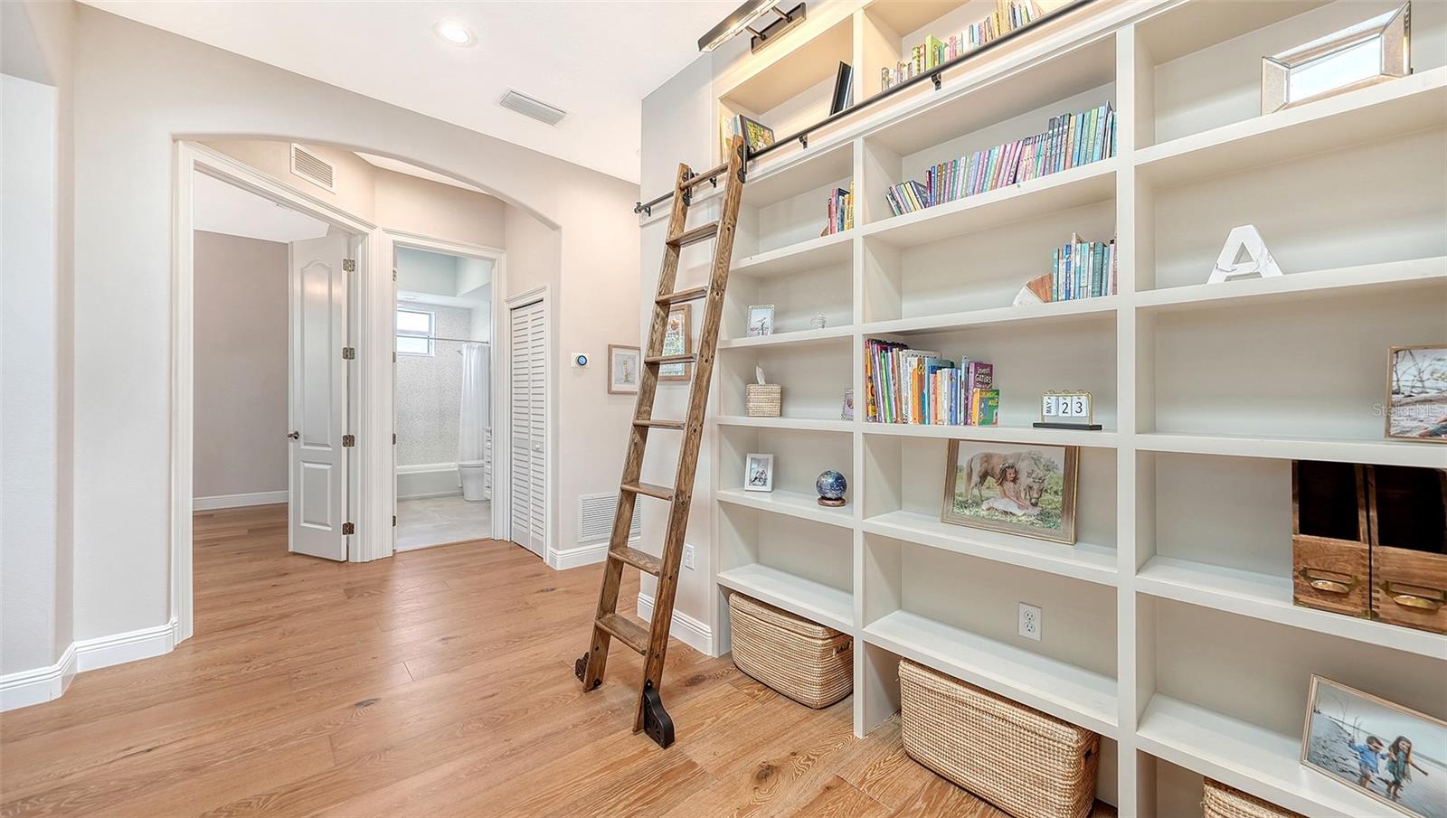 3921 MARAVIC PL — photo 20