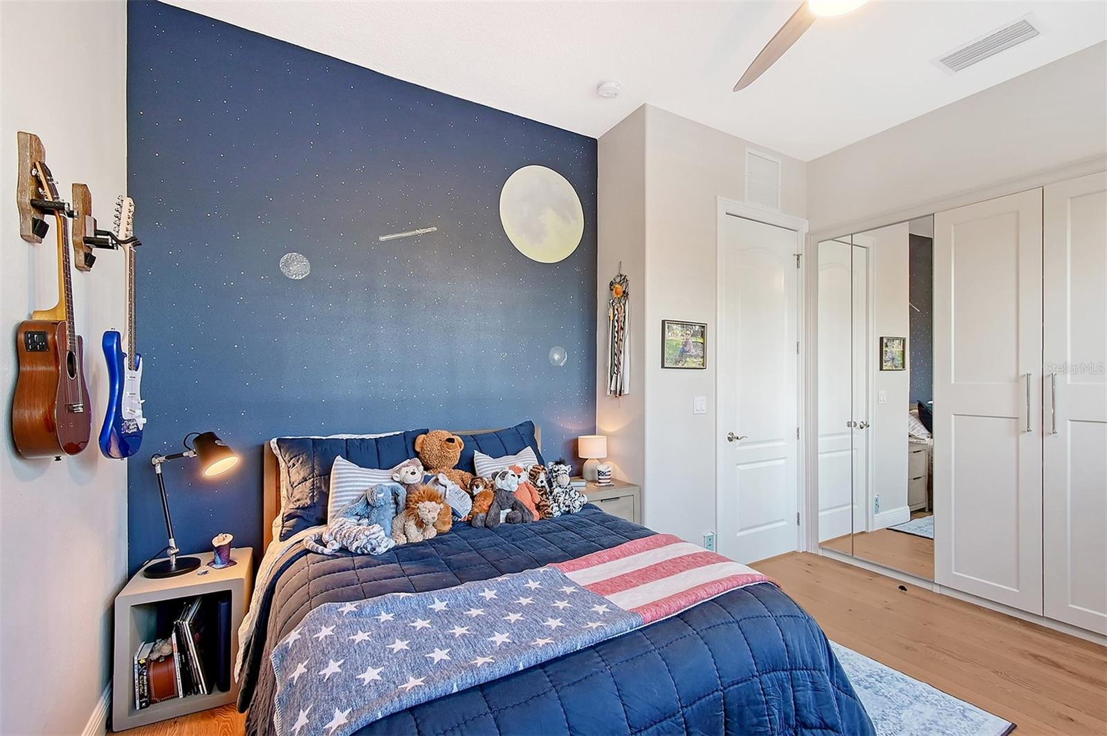 3921 MARAVIC PL — photo 22