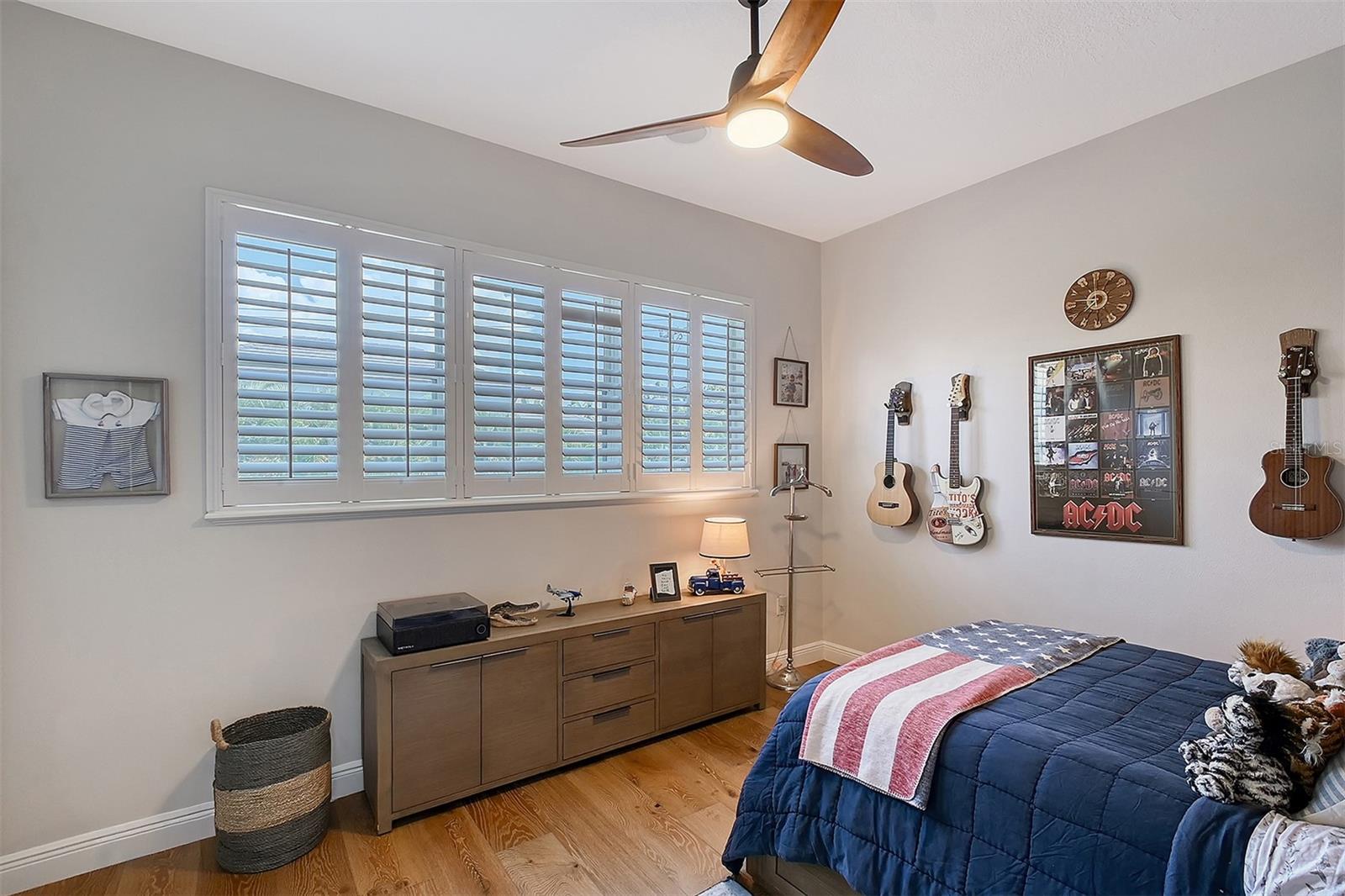 3921 MARAVIC PL — photo 21
