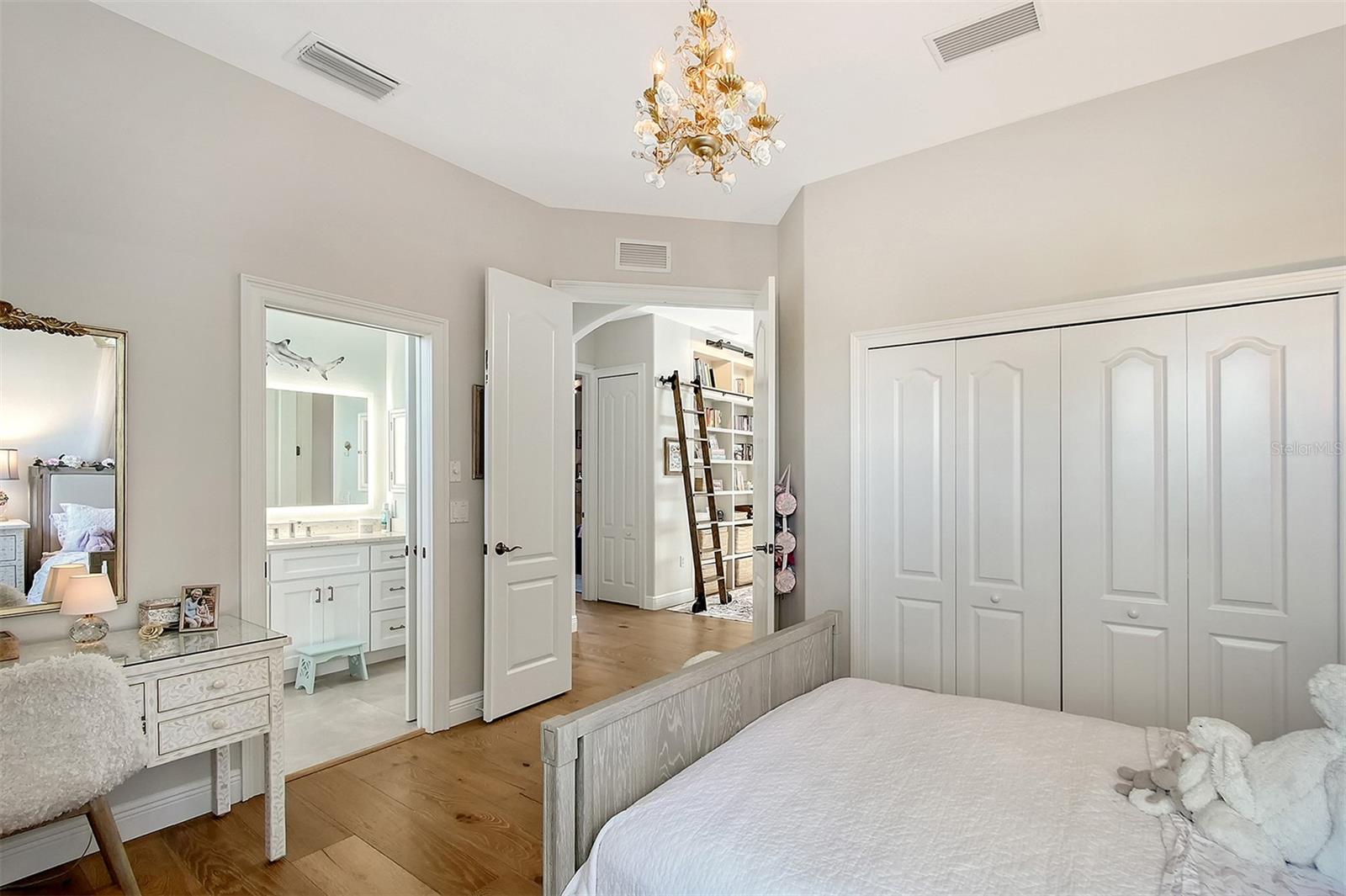 3921 MARAVIC PL — photo 25