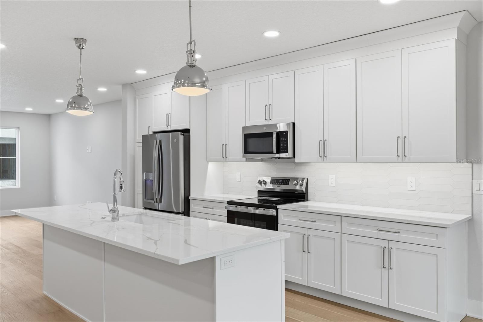 4208 W CARMEN ST #C — photo 9