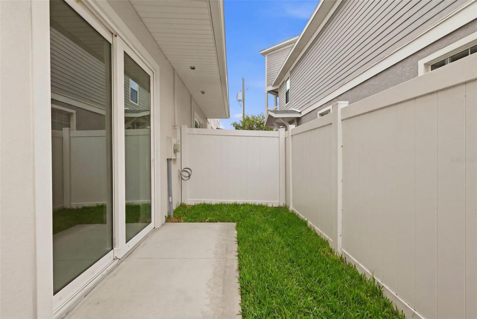 4208 W CARMEN ST #C — photo 32