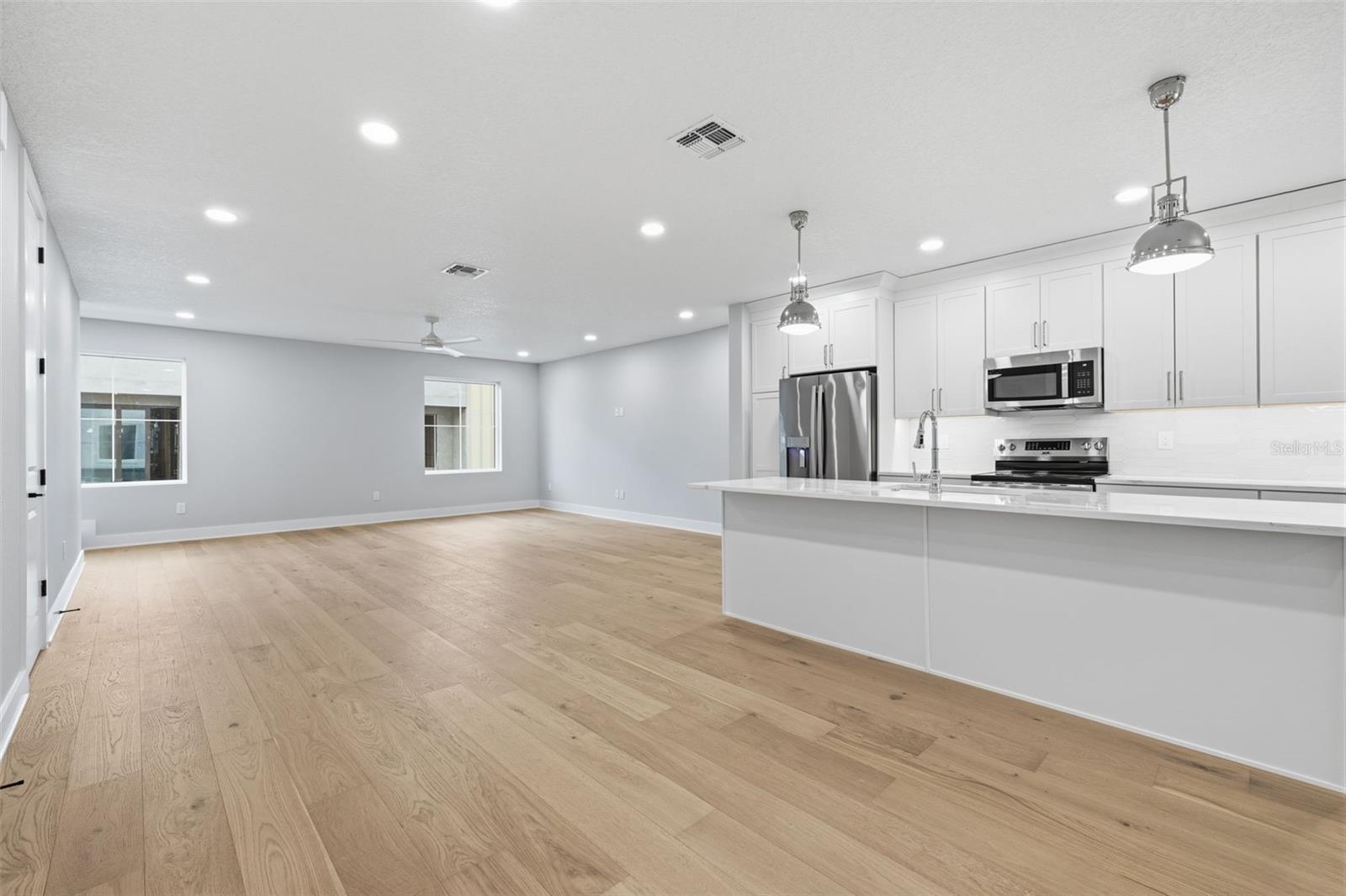 4208 W CARMEN ST #C — photo 7