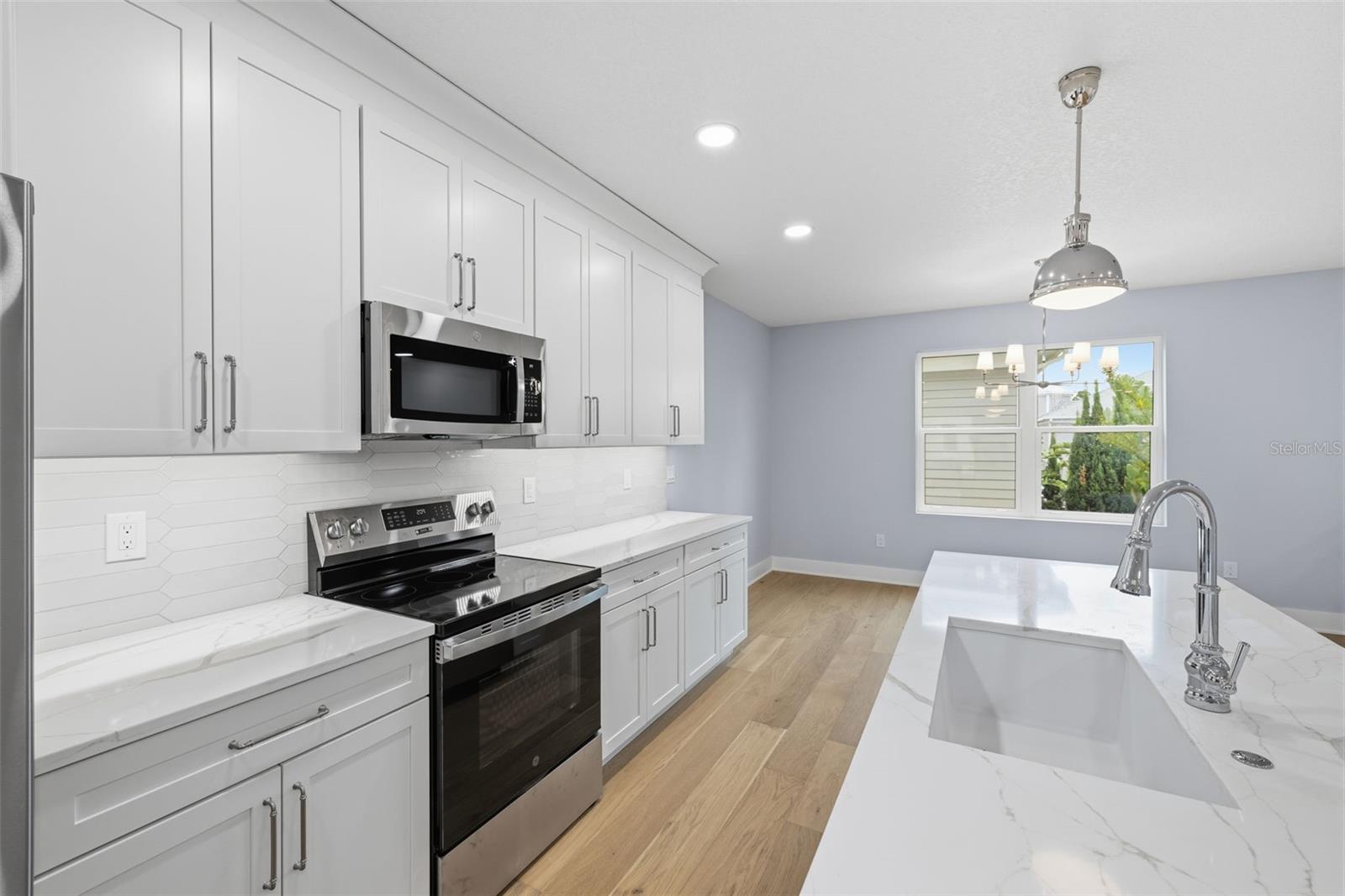 4208 W CARMEN ST #C — photo 12