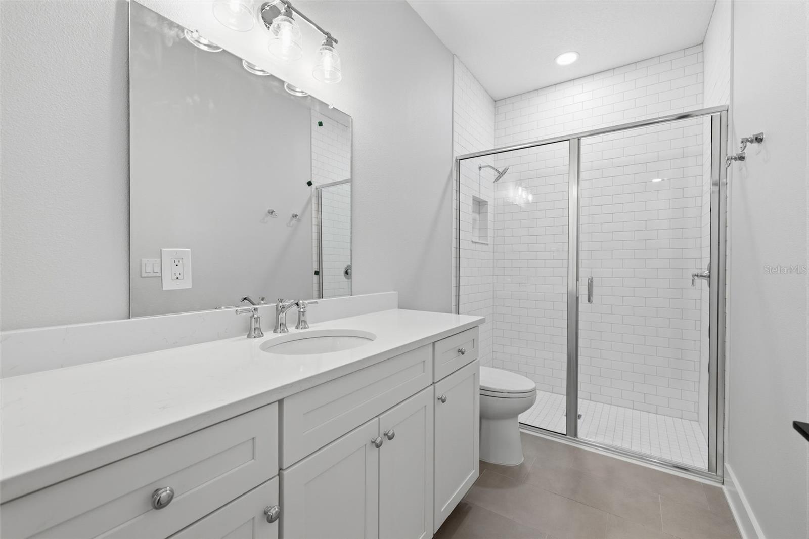 4208 W CARMEN ST #C — photo 6