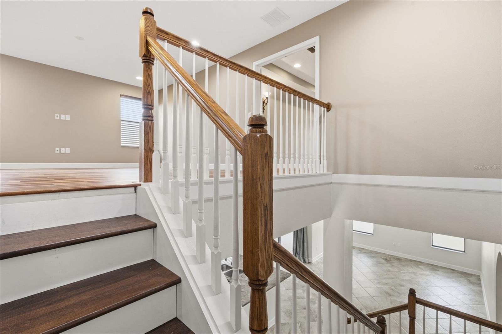 1120 MAZA PL — photo 38