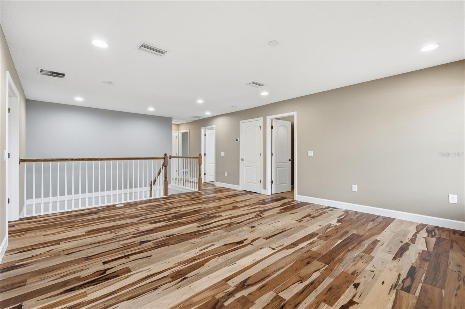 1120 MAZA PL — photo 41