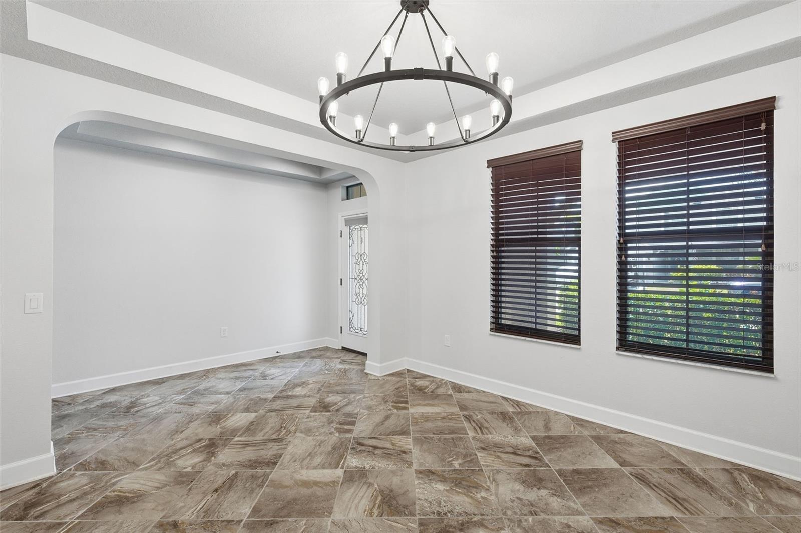 1120 MAZA PL — photo 9