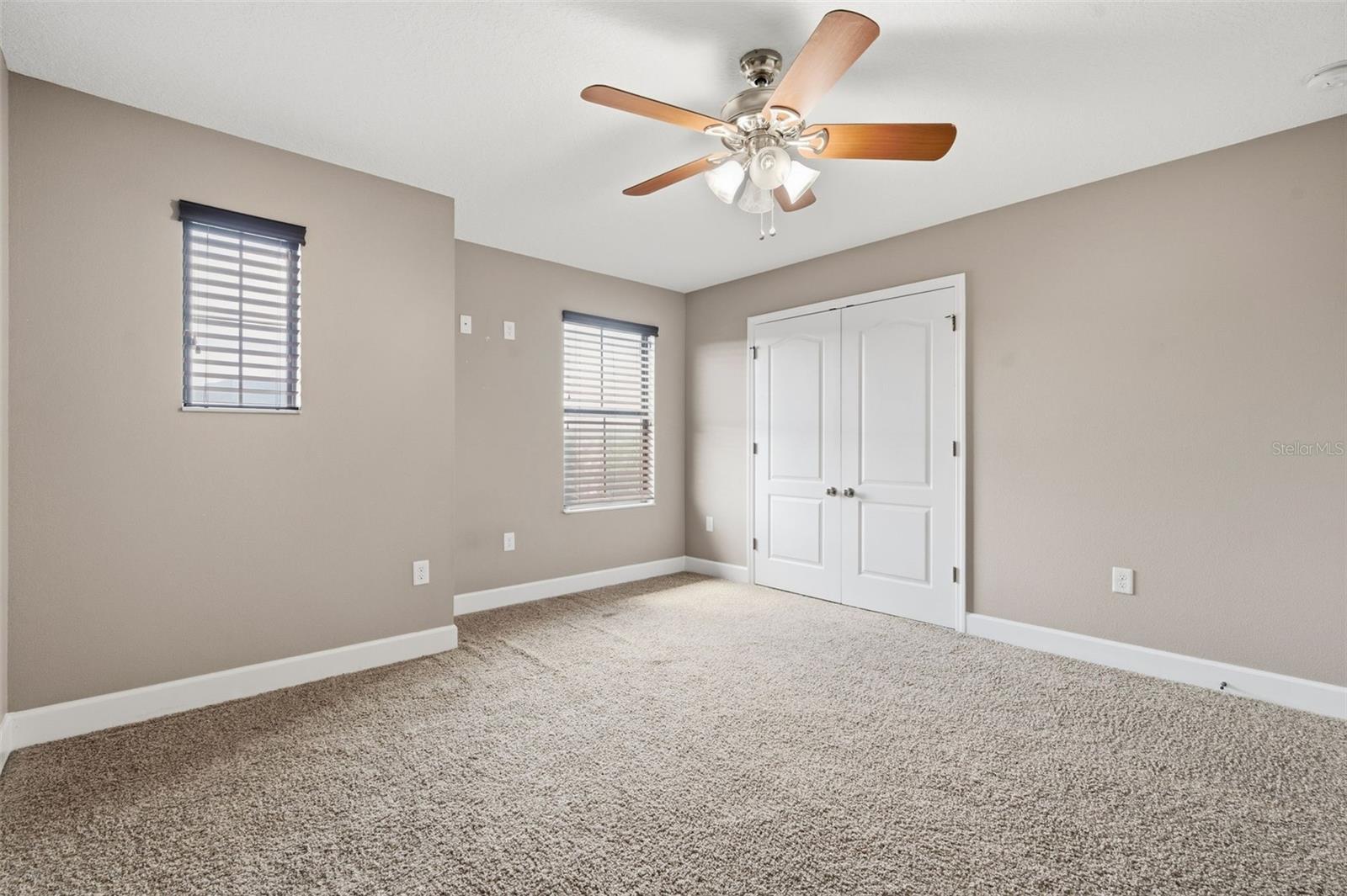 1120 MAZA PL — photo 49