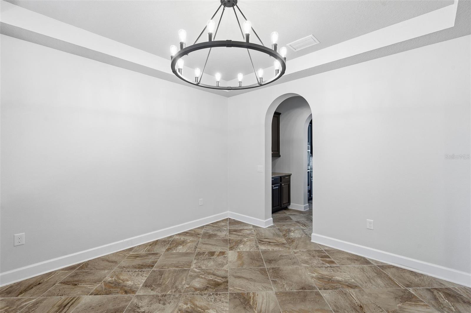 1120 MAZA PL — photo 7