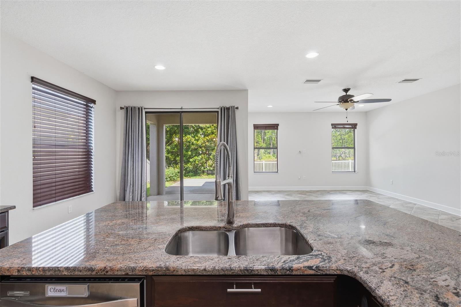 1120 MAZA PL — photo 20