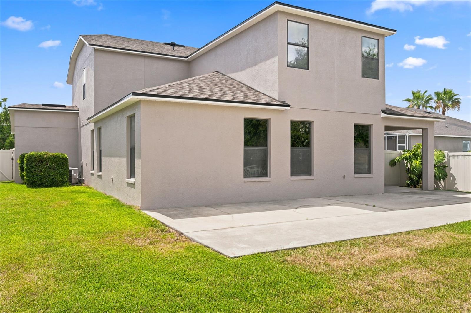 1120 MAZA PL — photo 60