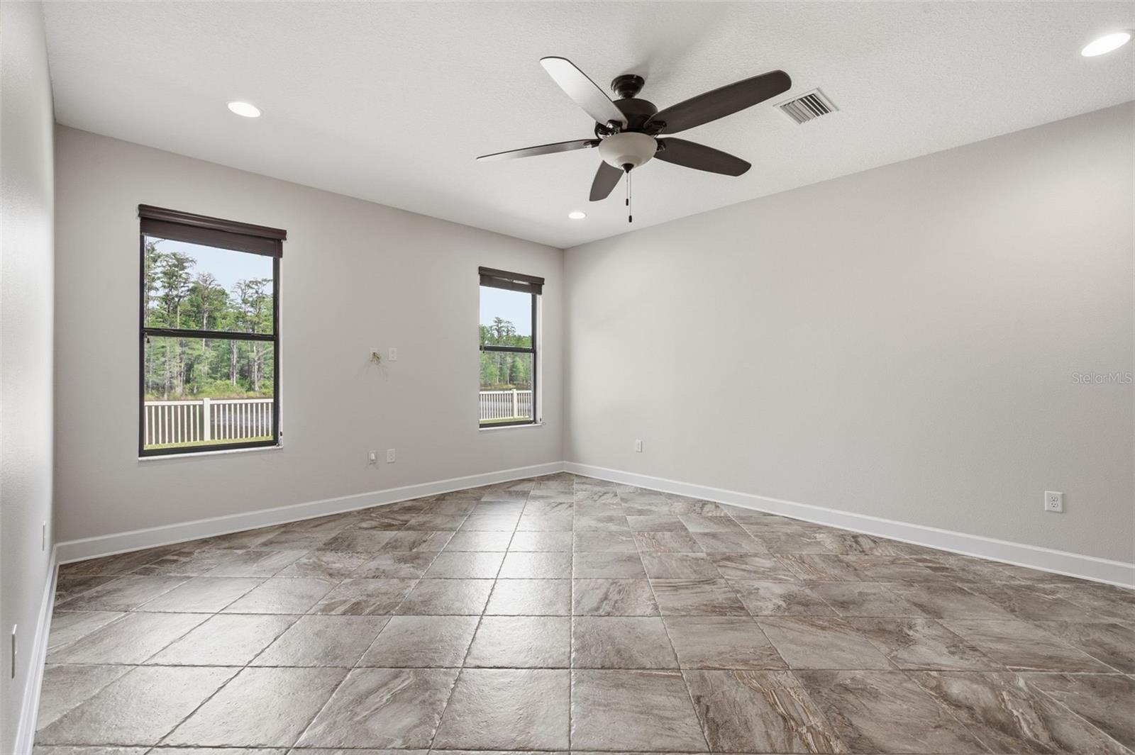 1120 MAZA PL — photo 22