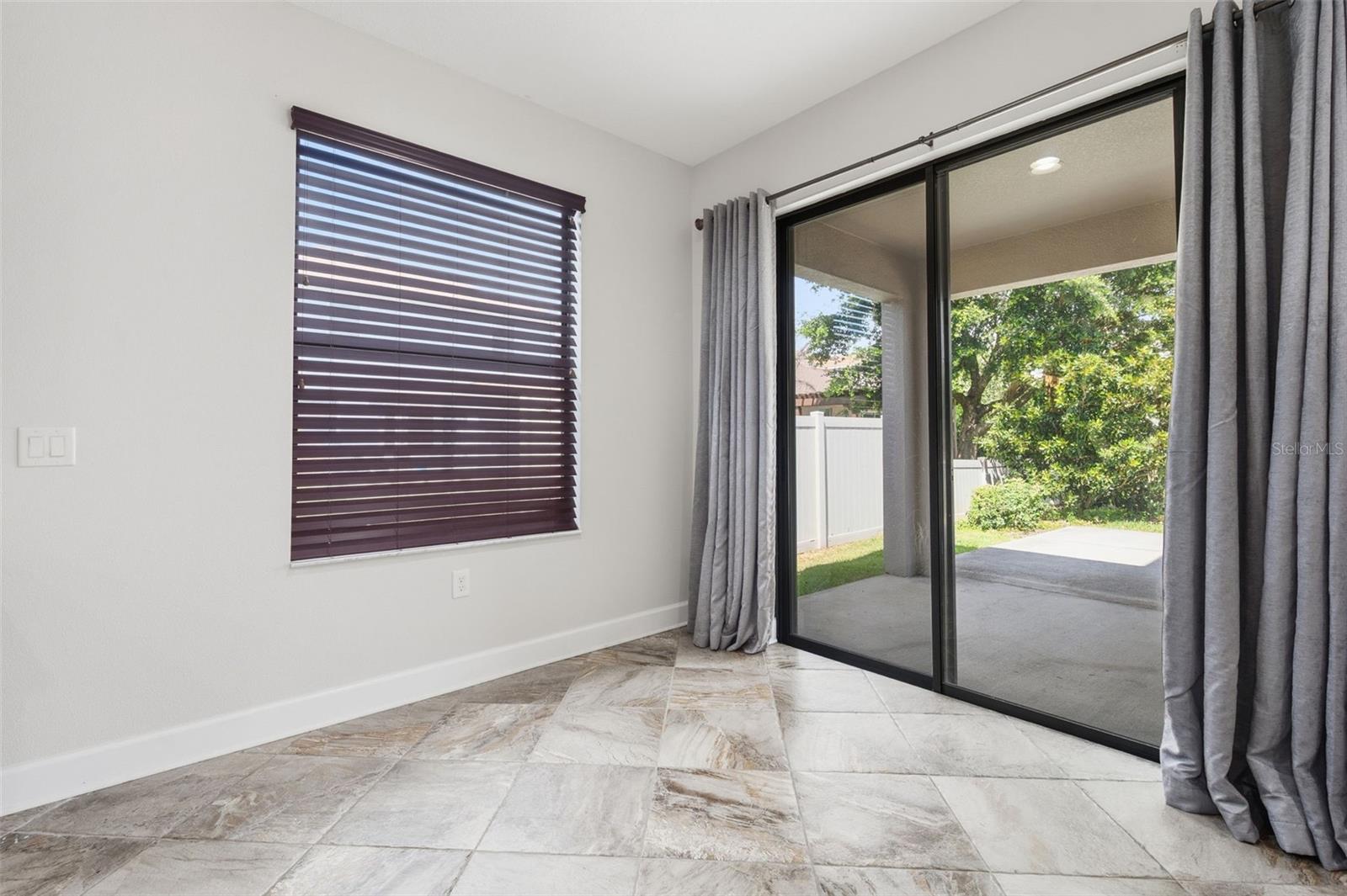 1120 MAZA PL — photo 21