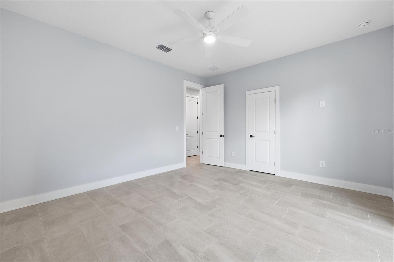 4208 W CARMEN ST #D — photo 5