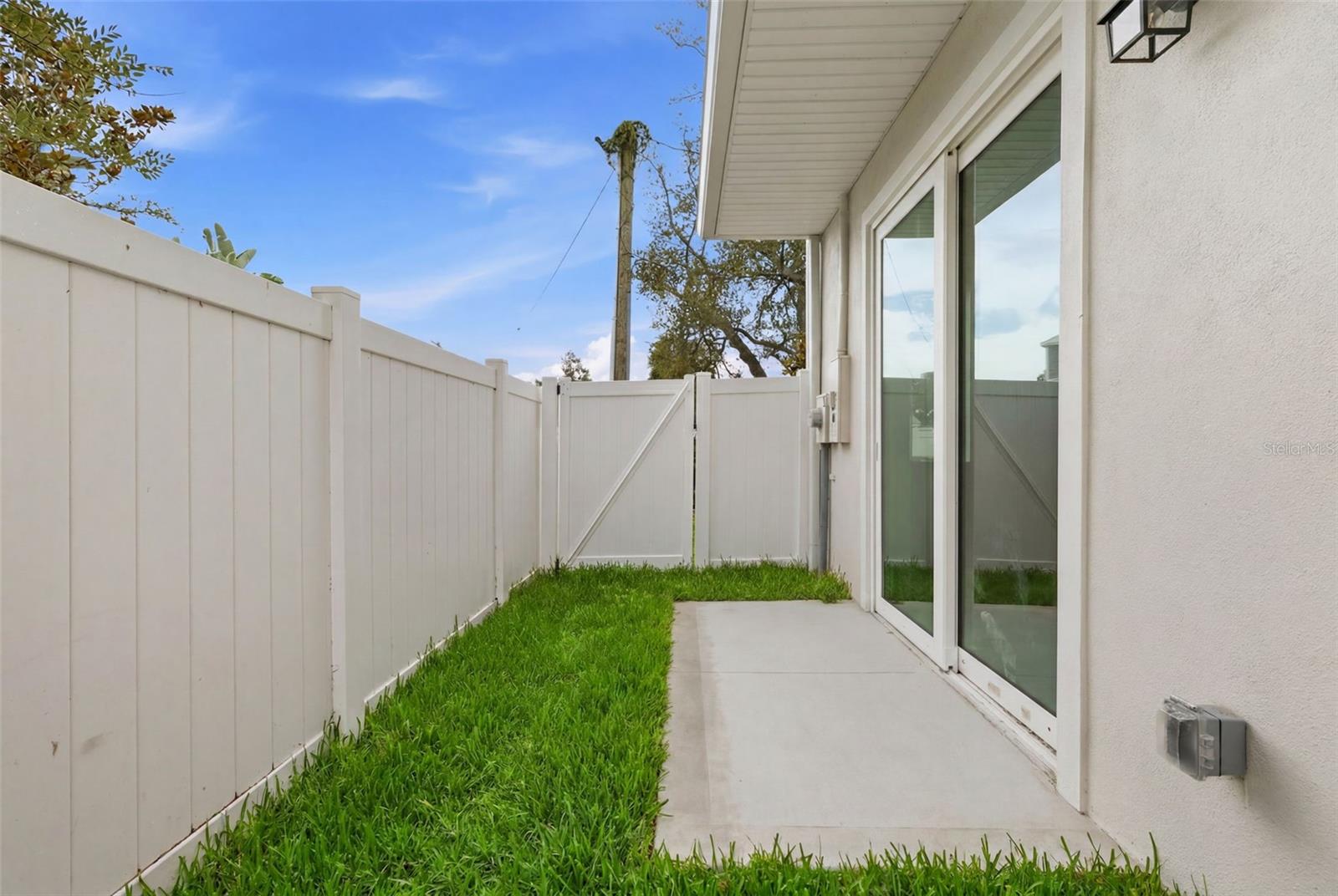 4208 W CARMEN ST #D — photo 33