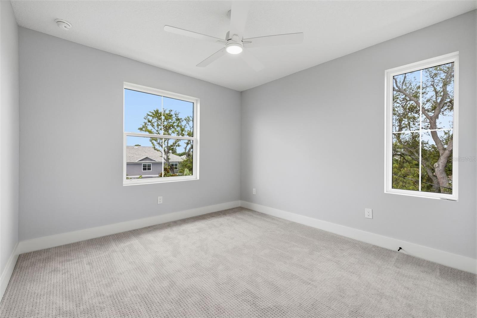 4208 W CARMEN ST #D — photo 28