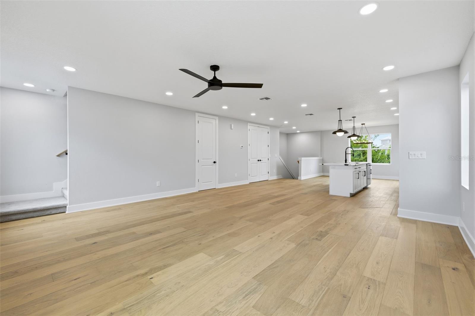 4208 W CARMEN ST #D — photo 18