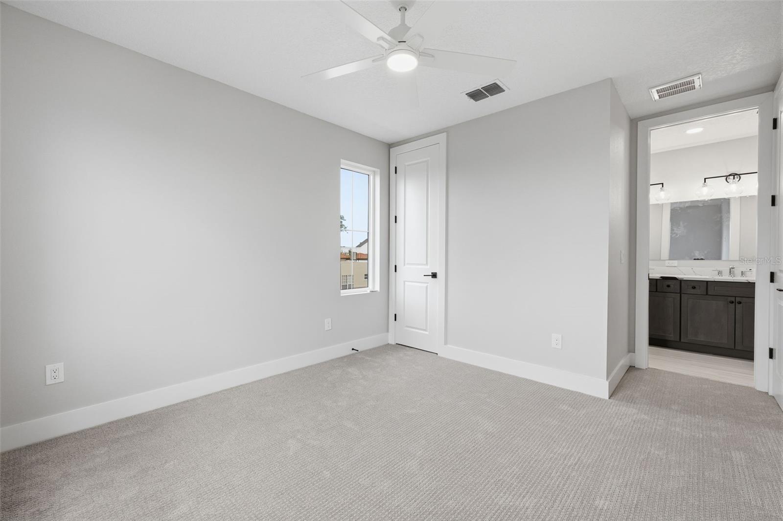 4208 W CARMEN ST #D — photo 29