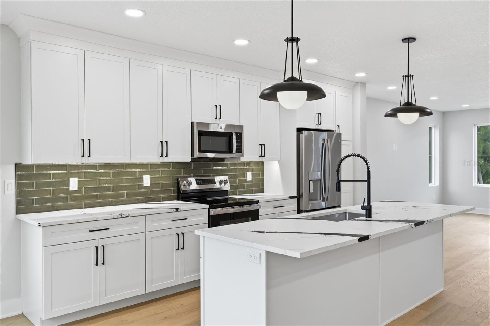 4208 W CARMEN ST #D — photo 9