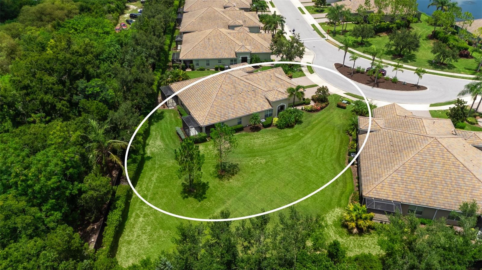 4866 MAYMONT PARK CIR — photo 31
