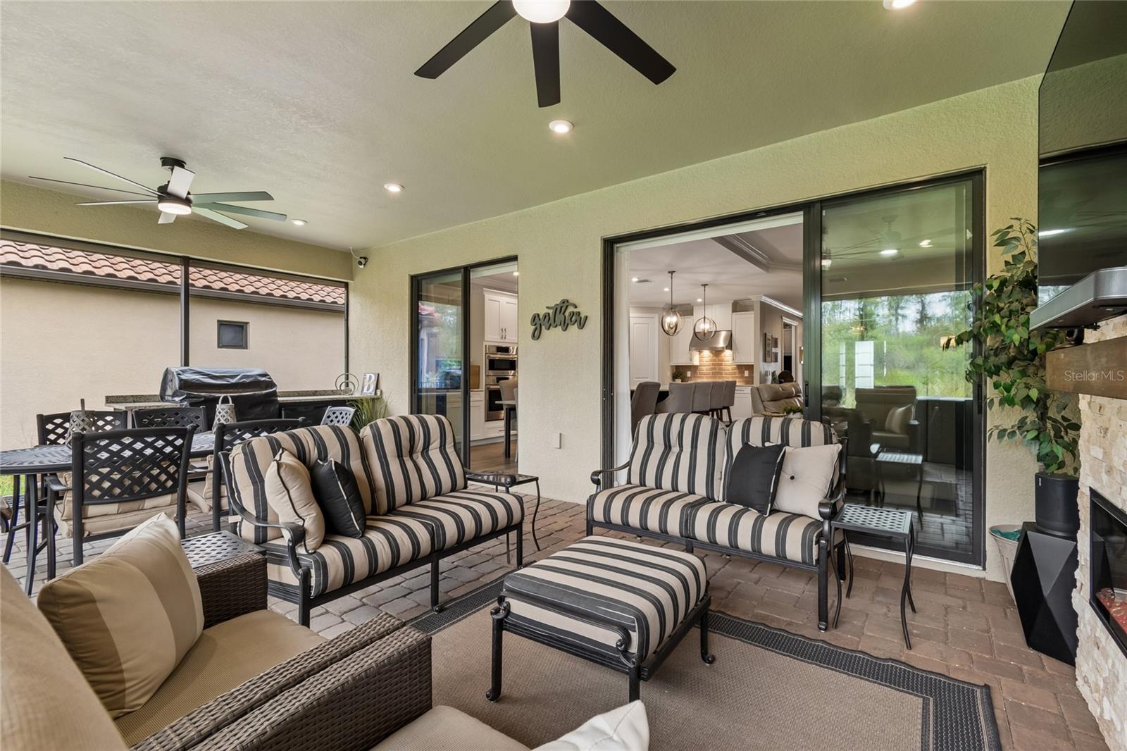 29534 GINNETTO DR — photo 73
