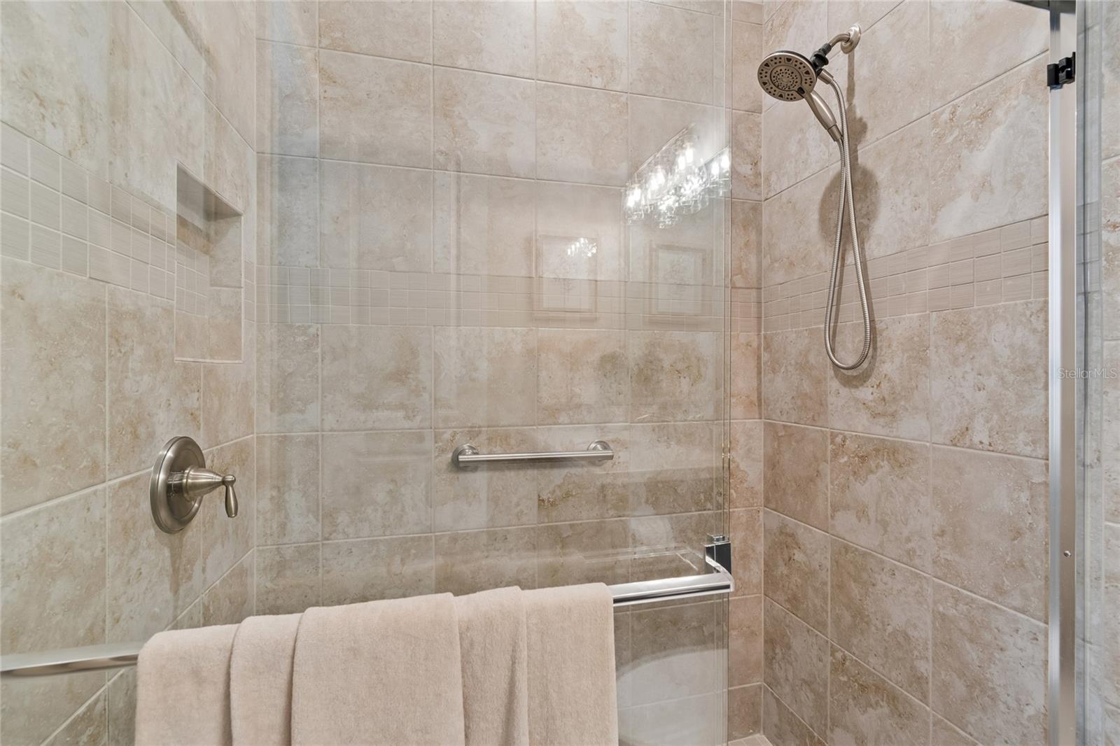 29534 GINNETTO DR — photo 40