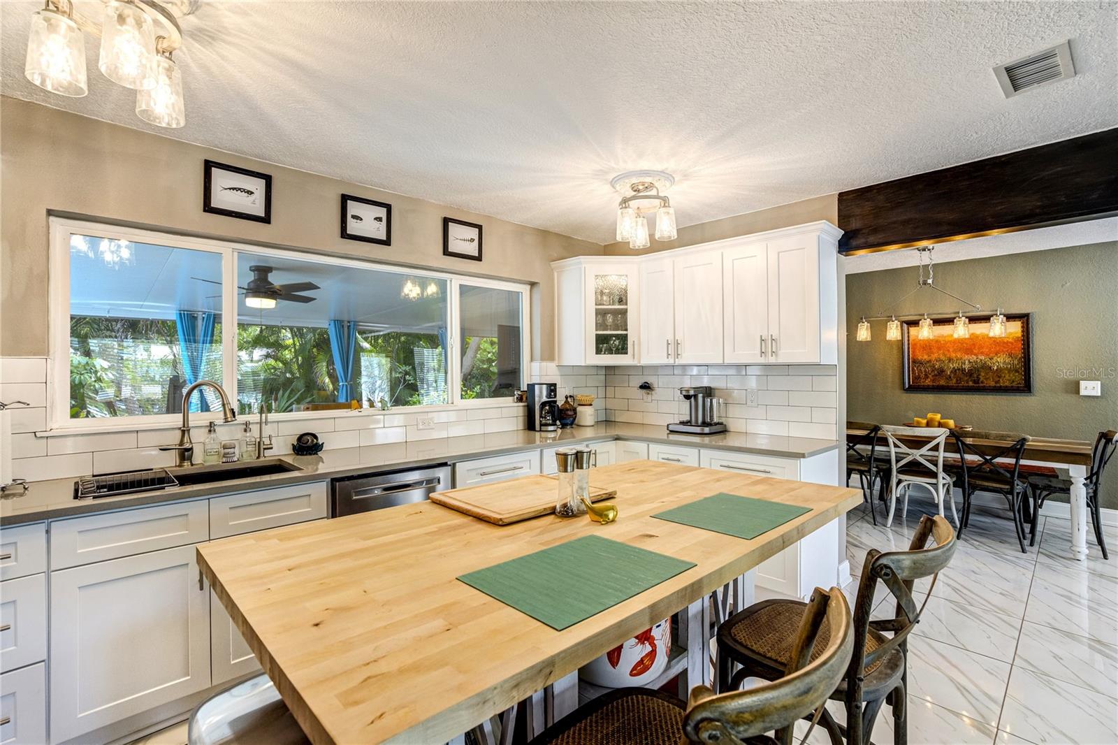 326 MEHLENBACHER RD — photo 8