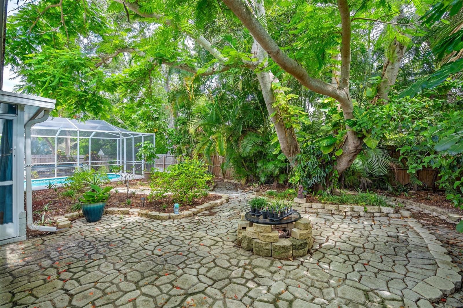326 MEHLENBACHER RD — photo 28