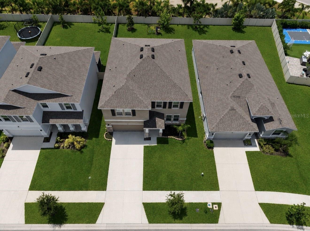 172 MANGROVE MANOR DR — photo 2