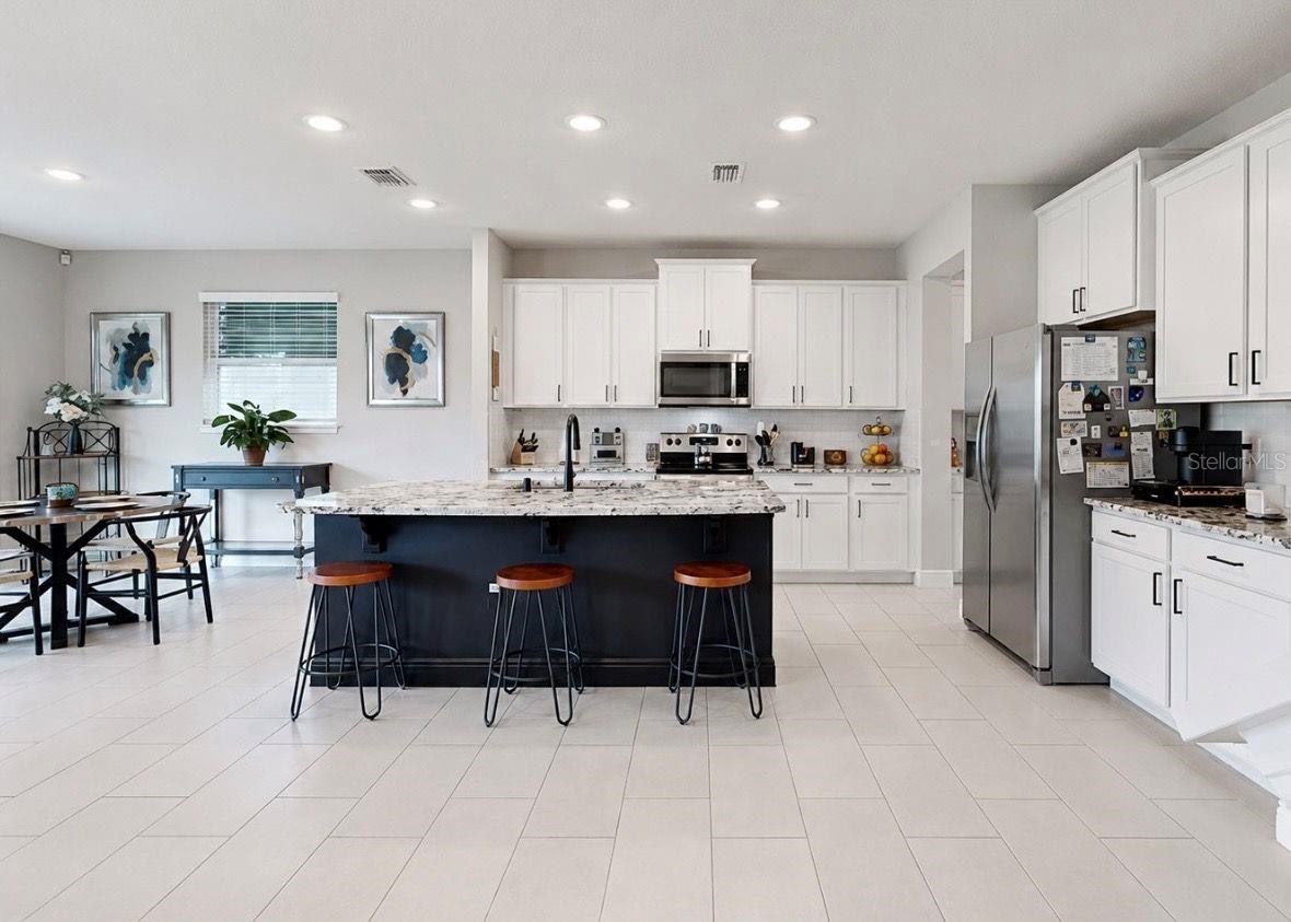 172 MANGROVE MANOR DR — photo 8
