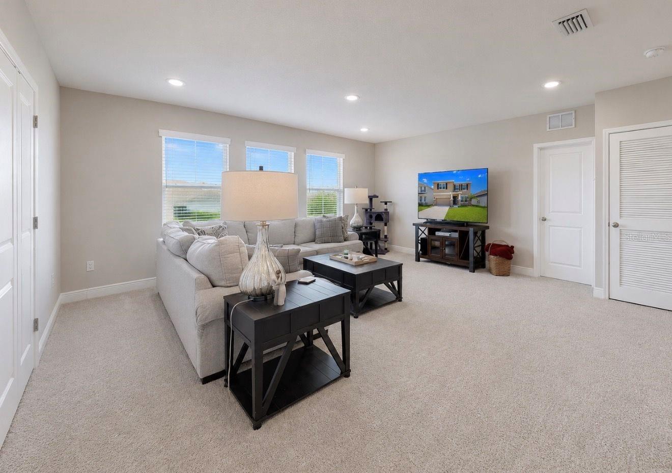 172 MANGROVE MANOR DR — photo 31