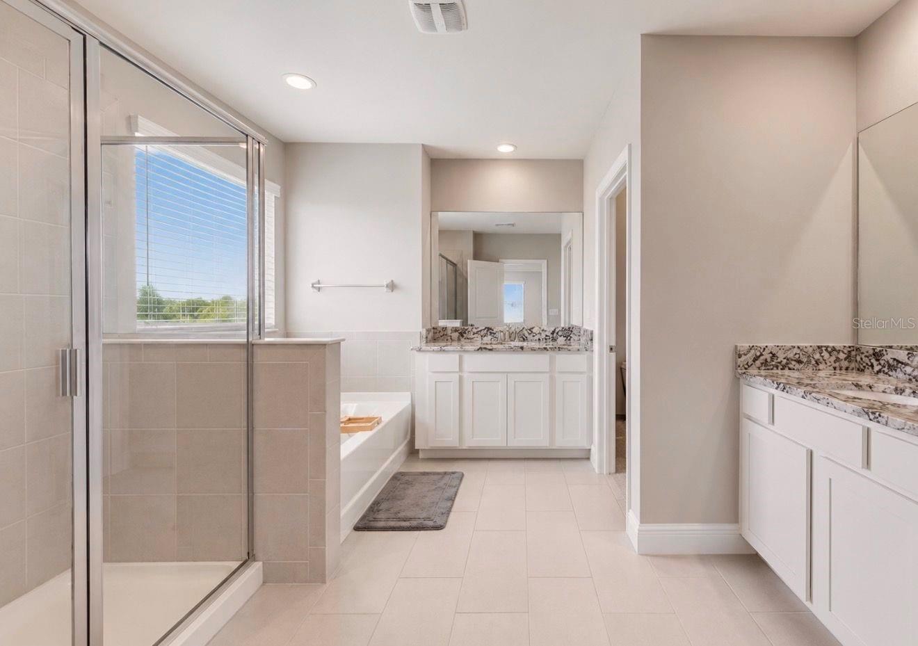 172 MANGROVE MANOR DR — photo 30