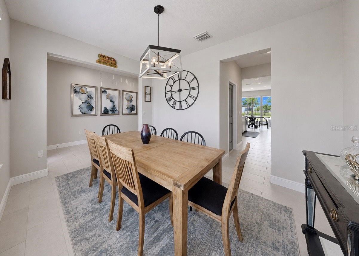 172 MANGROVE MANOR DR — photo 15