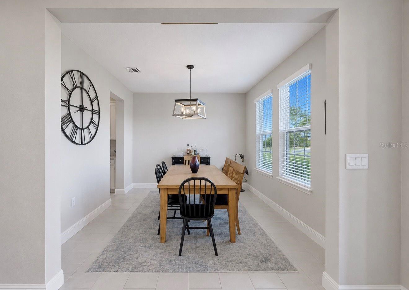 172 MANGROVE MANOR DR — photo 16