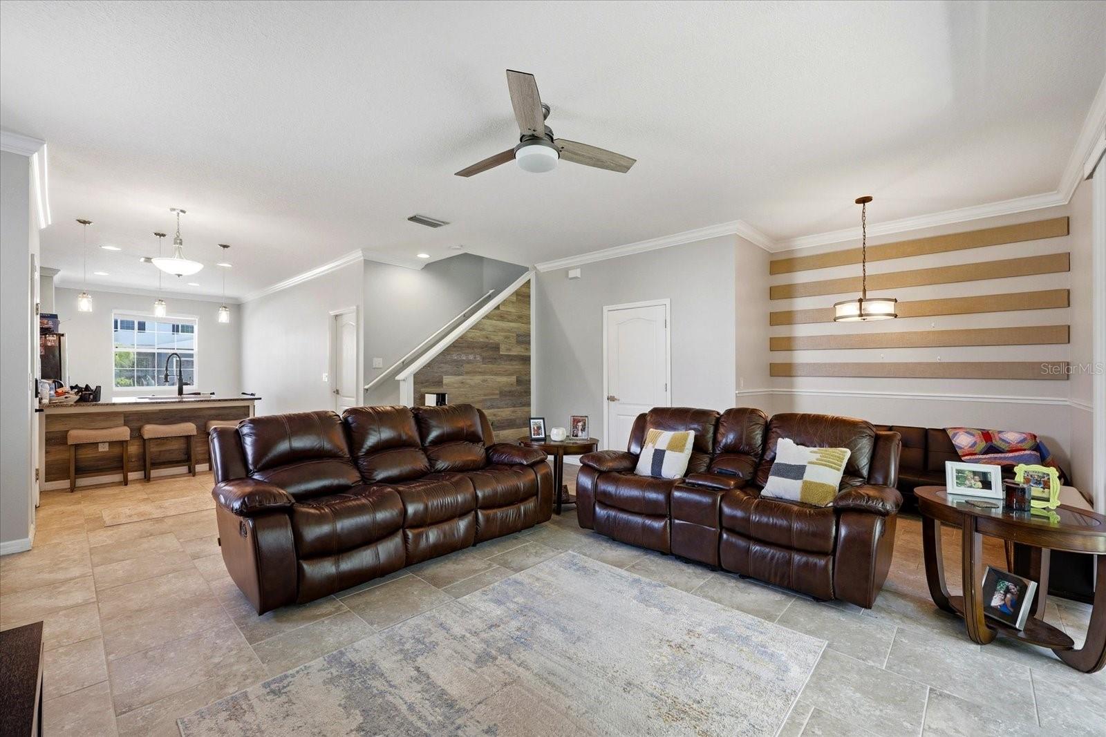 6453 BAYTOWN DR — photo 8