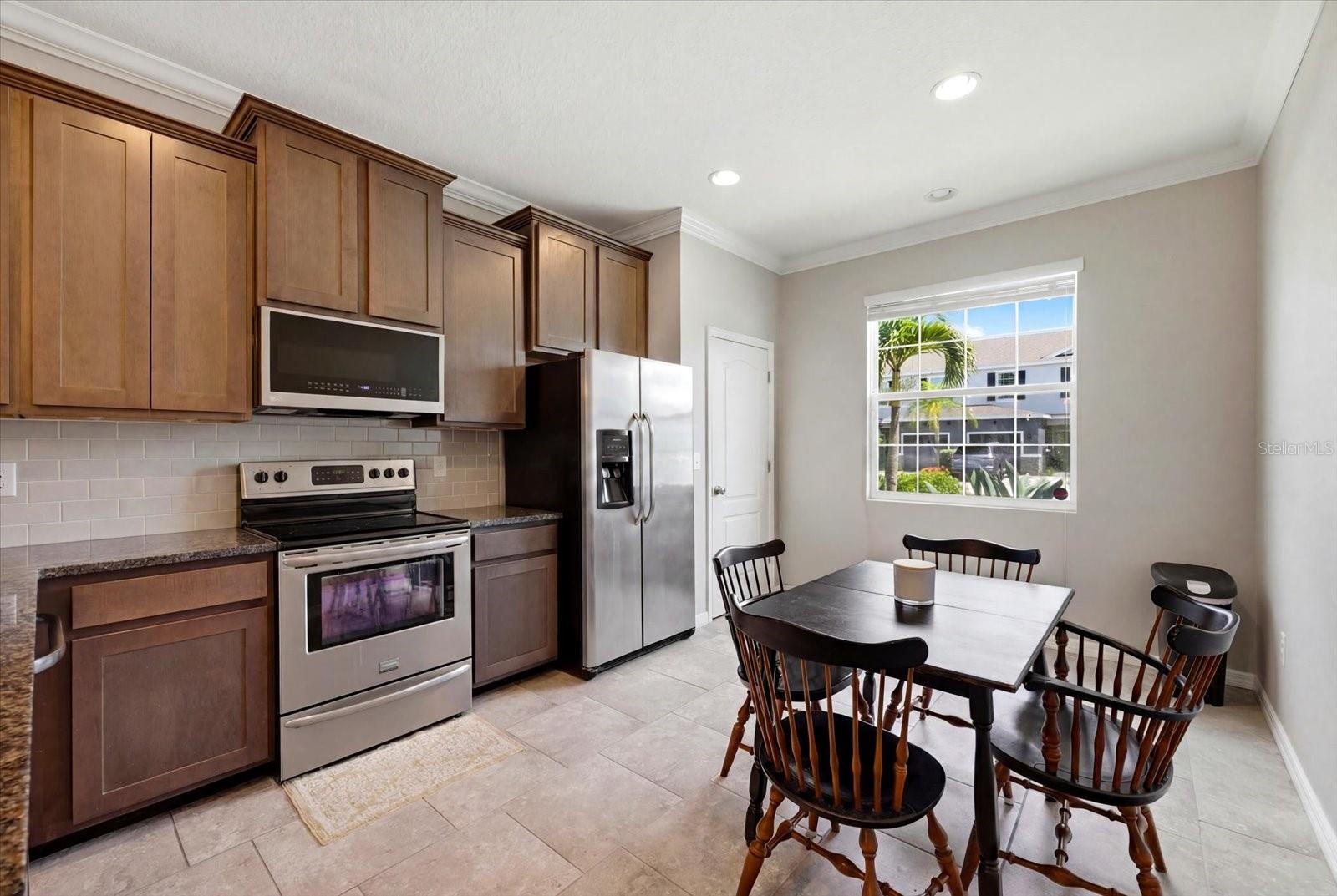 6453 BAYTOWN DR — photo 11