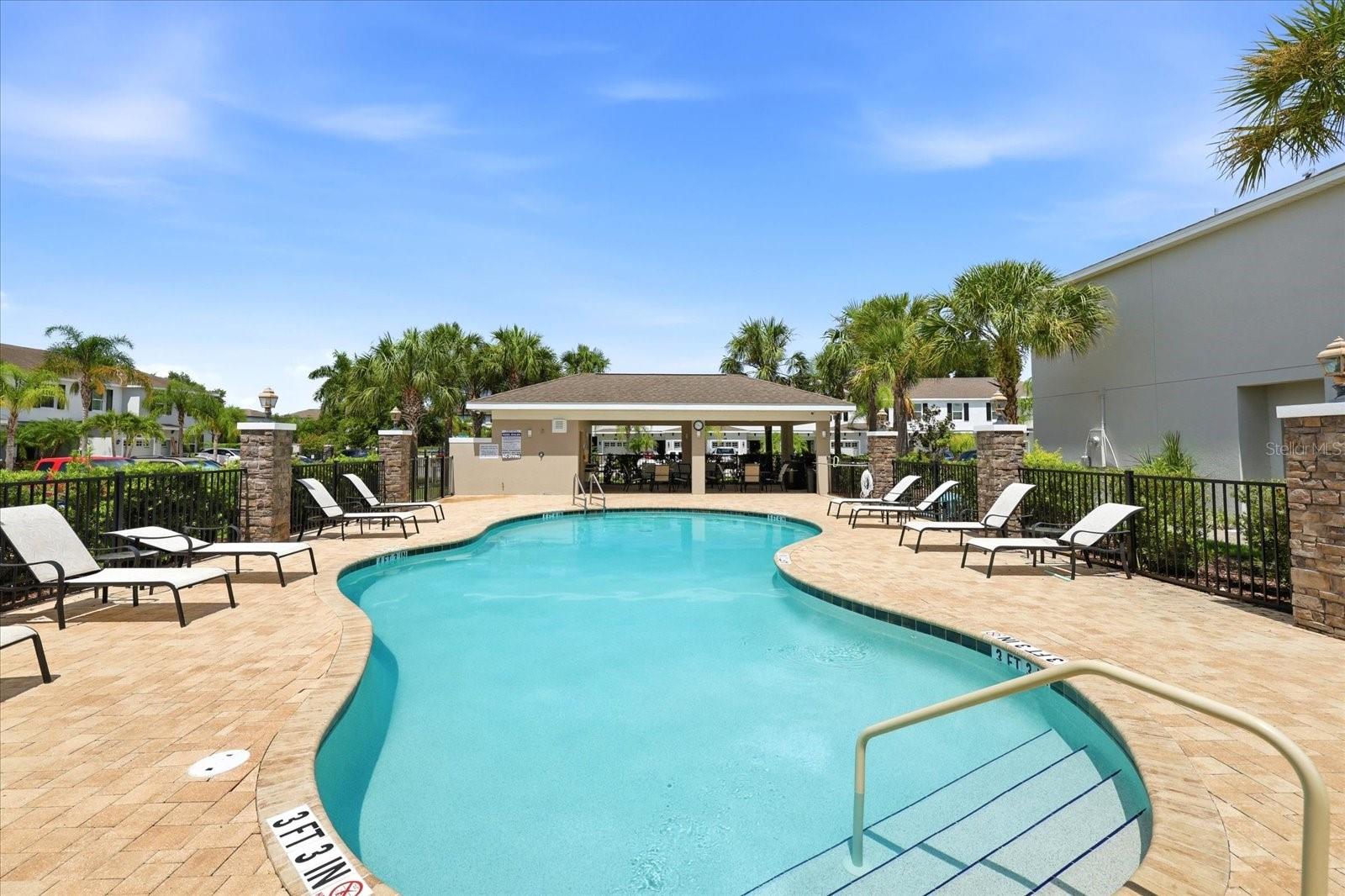 6453 BAYTOWN DR — photo 33