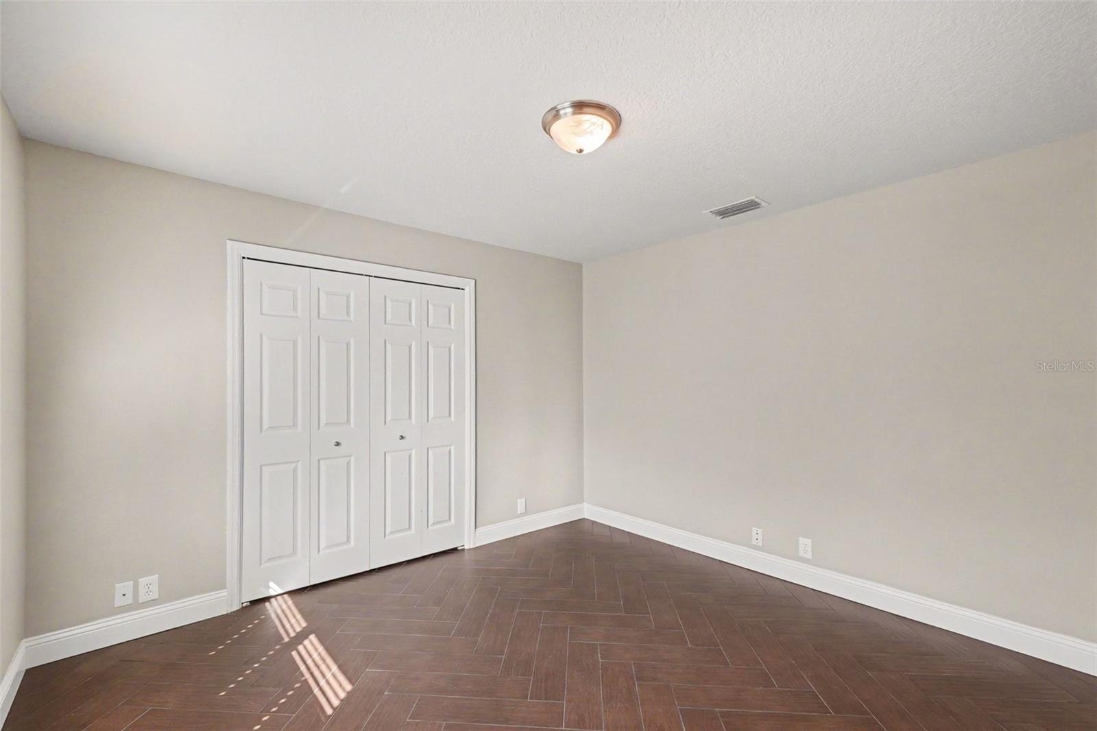 11920 OAK RIDGE DR — photo 18