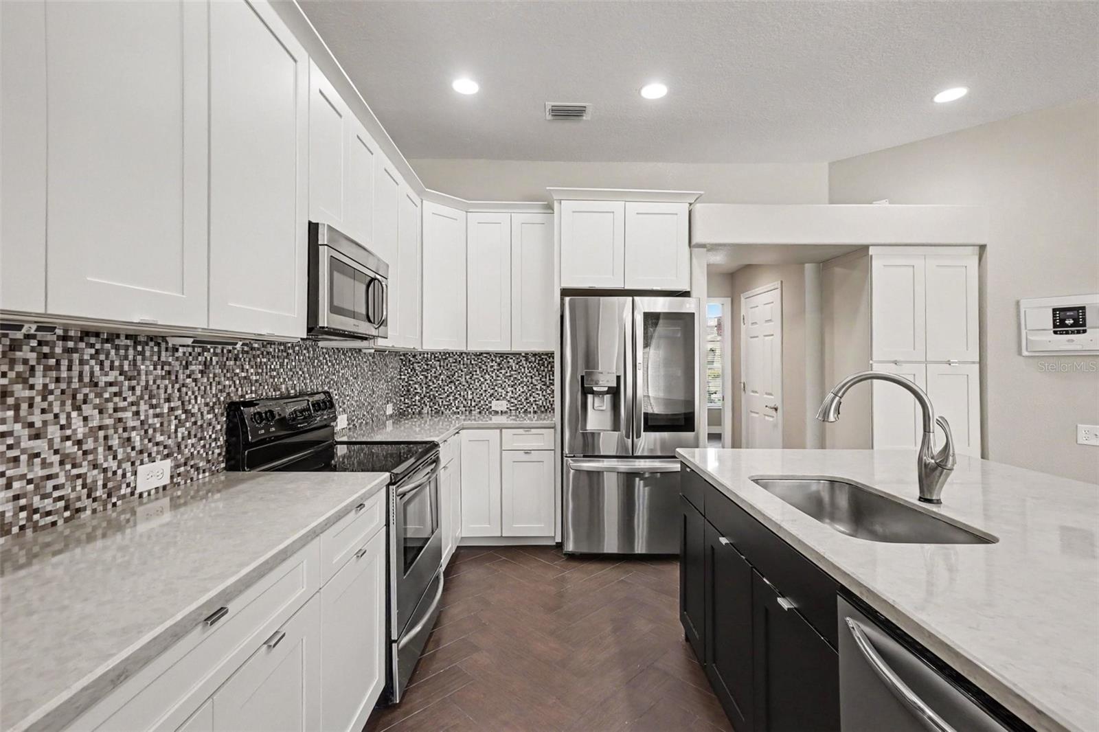 11920 OAK RIDGE DR — photo 12