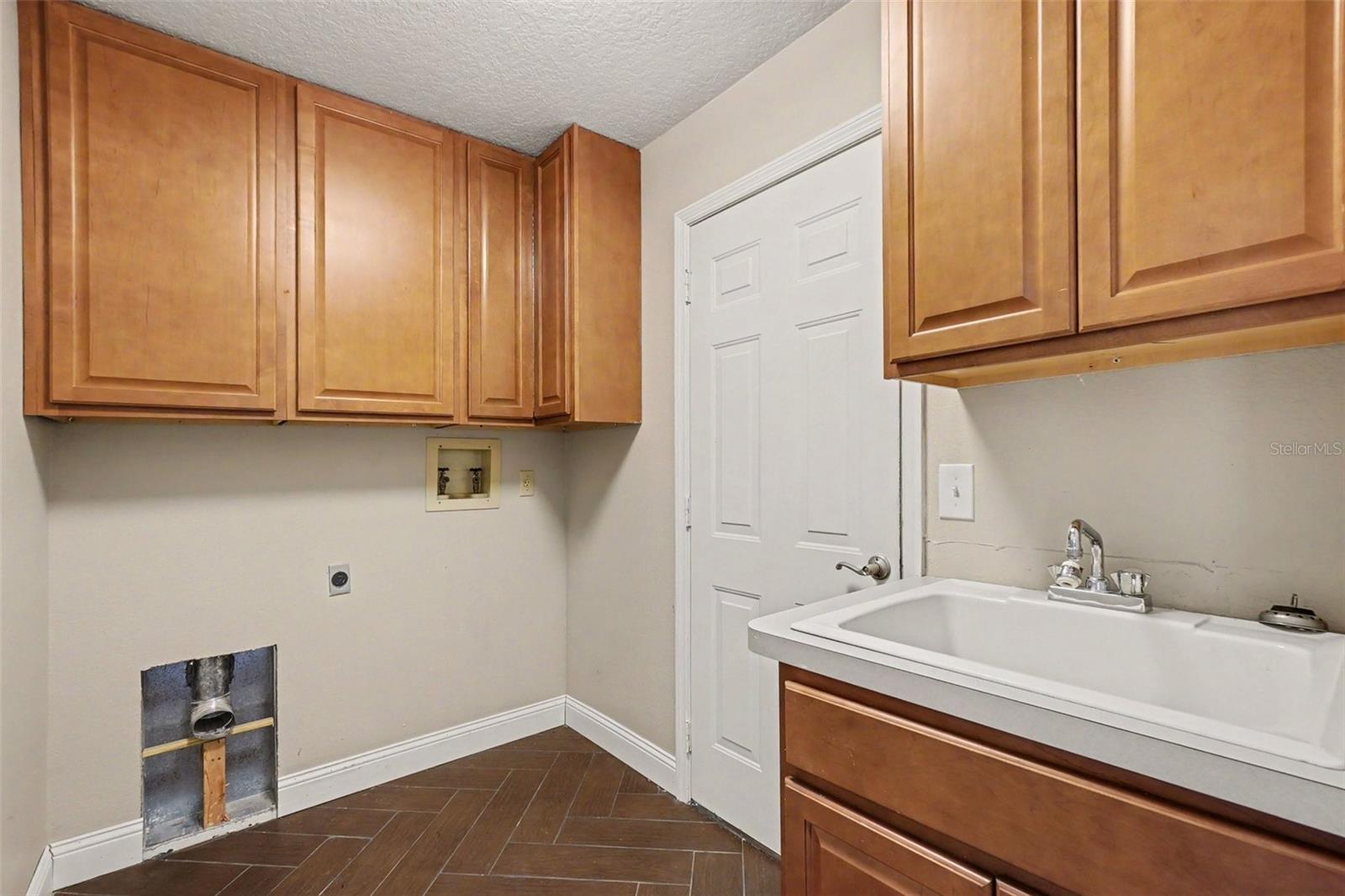 11920 OAK RIDGE DR — photo 28