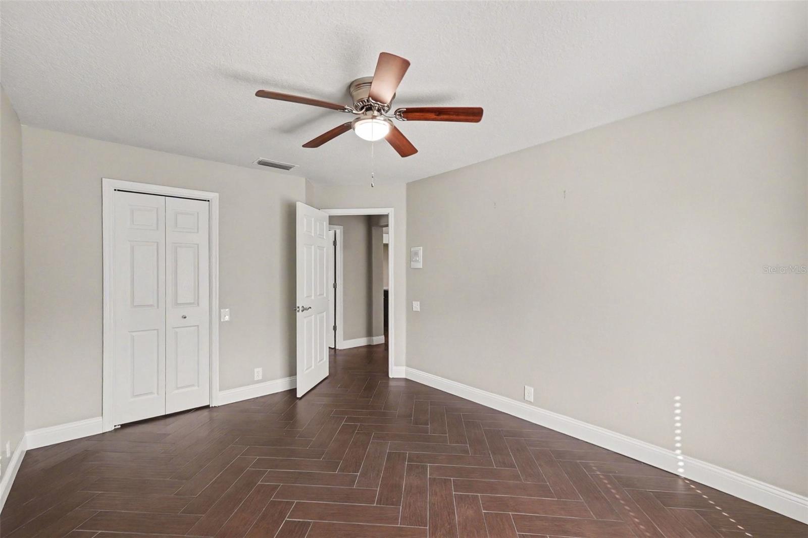 11920 OAK RIDGE DR — photo 23