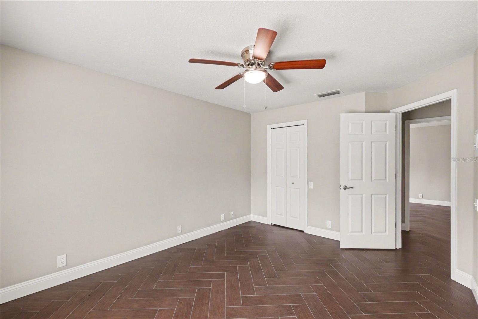 11920 OAK RIDGE DR — photo 22