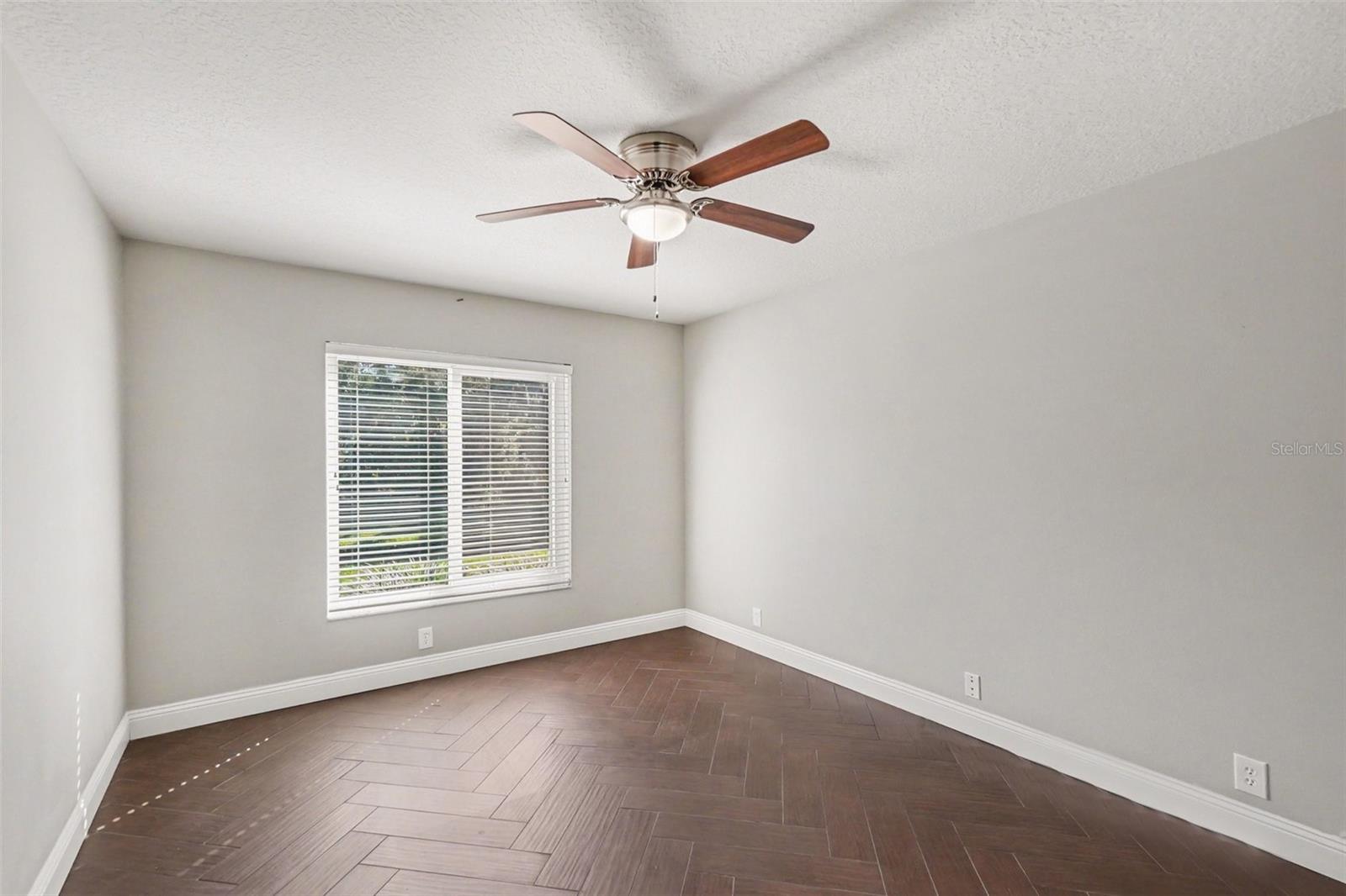11920 OAK RIDGE DR — photo 21