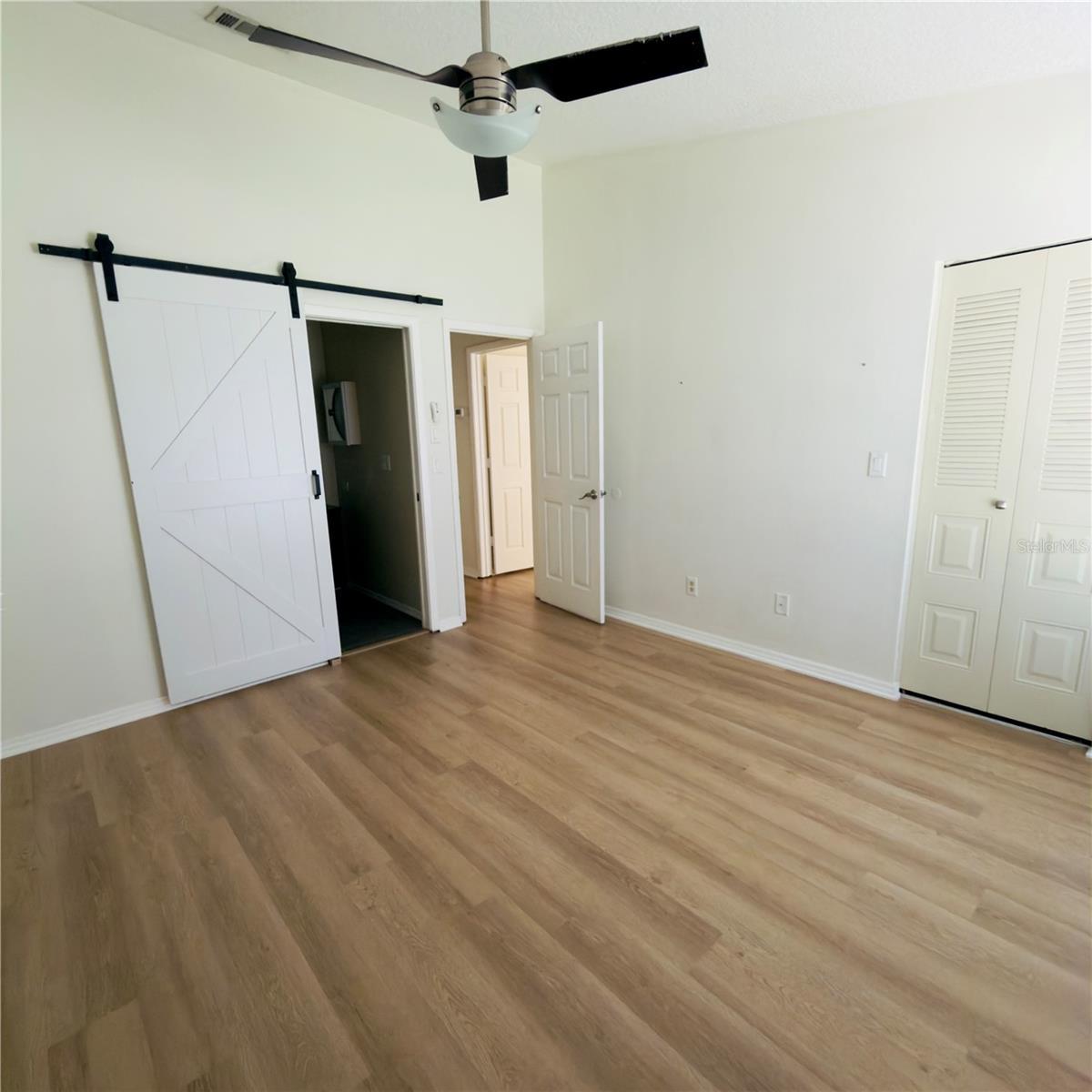3409 HILL MOOR DR — photo 19