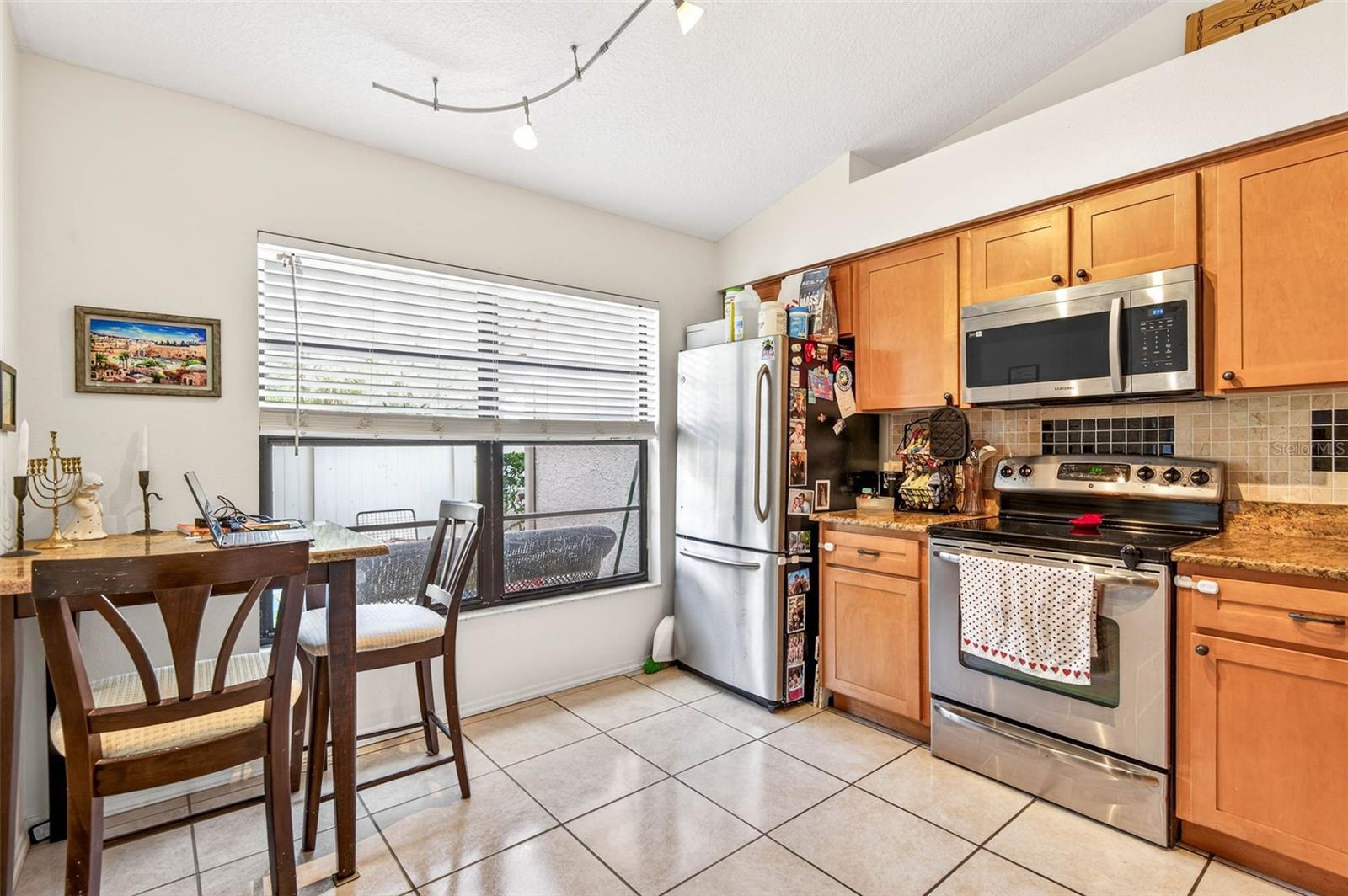 3409 HILL MOOR DR — photo 8