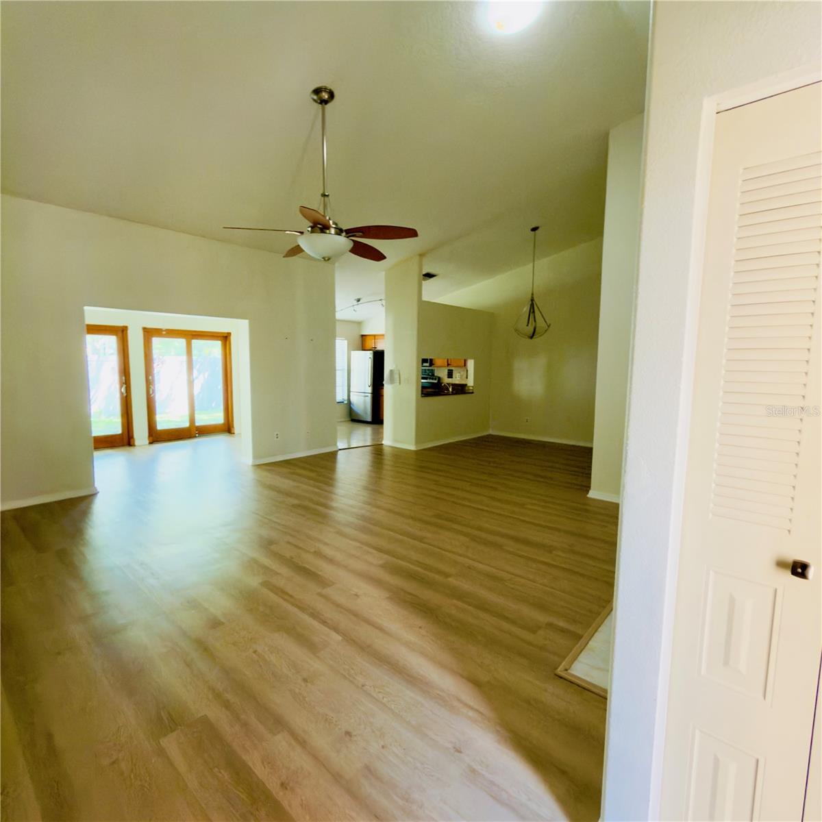 3409 HILL MOOR DR — photo 18