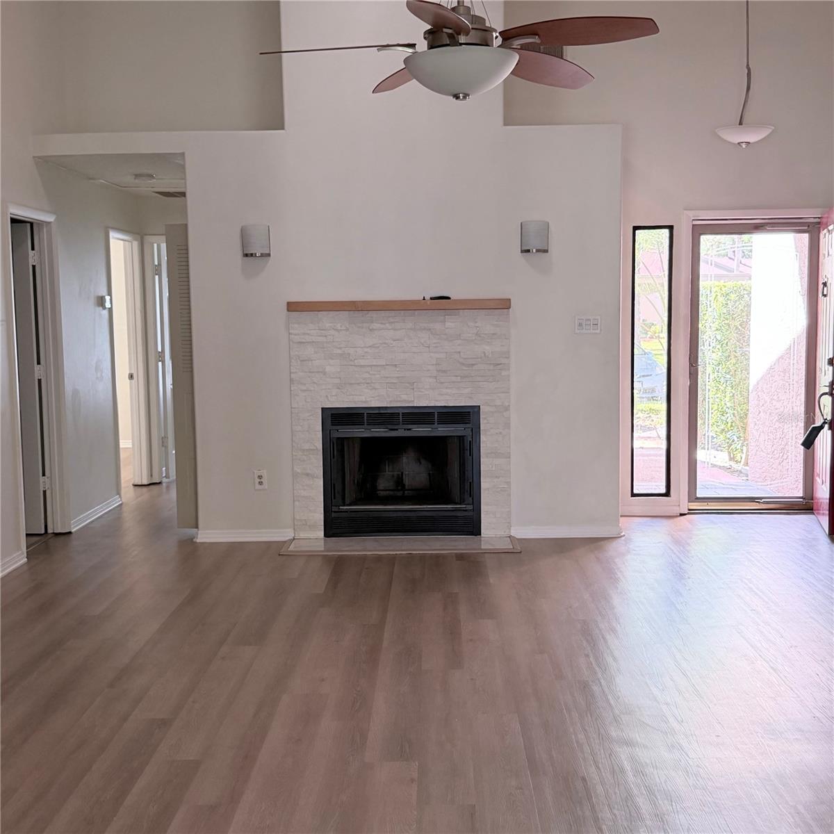 3409 HILL MOOR DR — photo 4