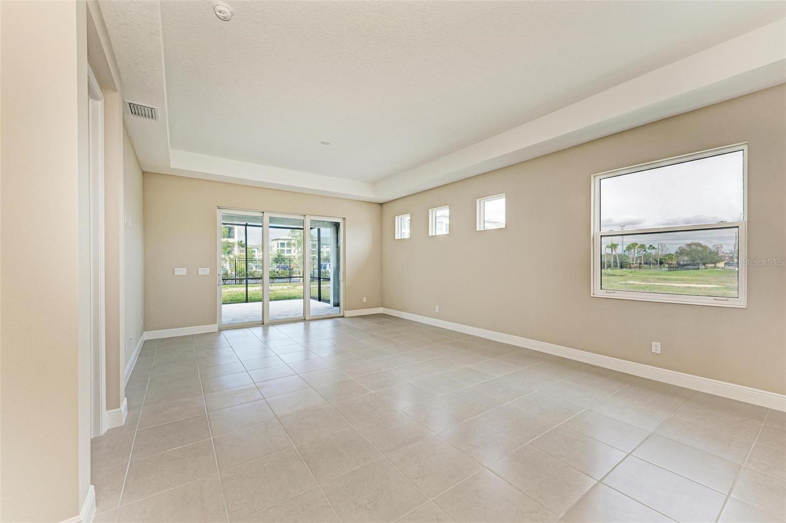 149 OKEEFFE CIR — photo 12