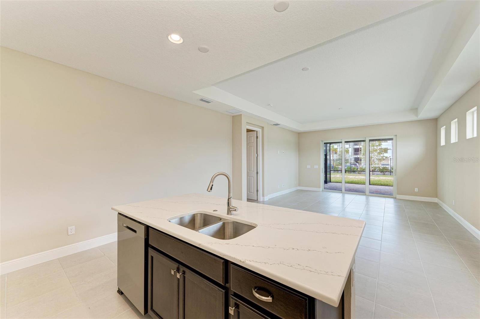 149 OKEEFFE CIR — photo 10
